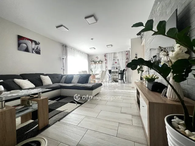 Eladó ház Sobor 97 nm