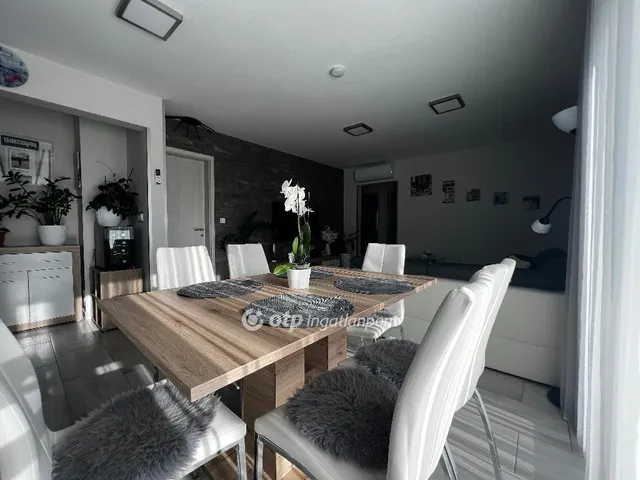 Eladó ház Sobor 97 nm