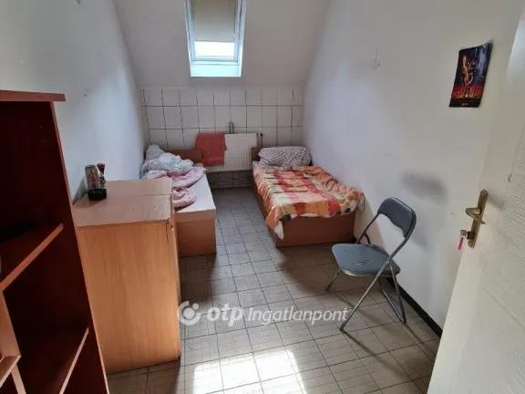 Eladó ház Pápa 450 nm