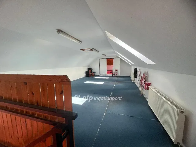 Eladó ház Pápa 471 nm