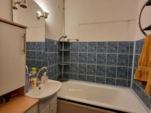 Eladó lakás Pápa 68 nm