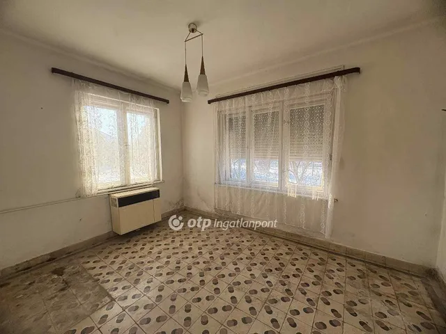 Eladó ház Pápa 86 nm