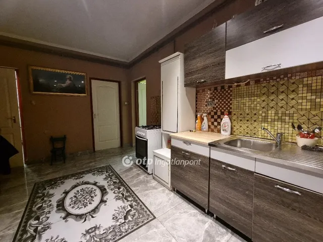 Eladó ház Szerecseny 67 nm