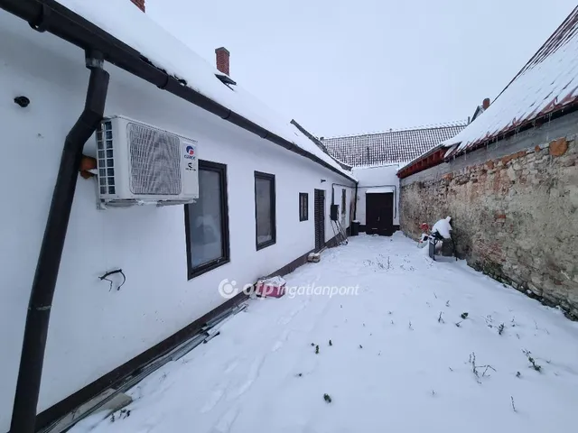 Eladó ház Pápa 77 nm