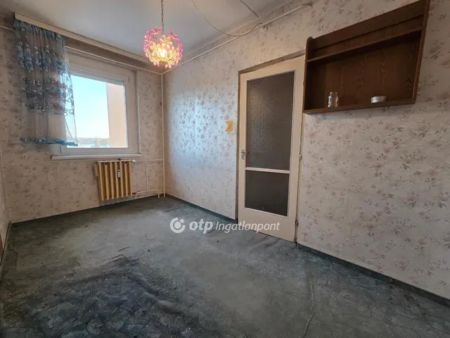 Eladó lakás Pápa 42 nm