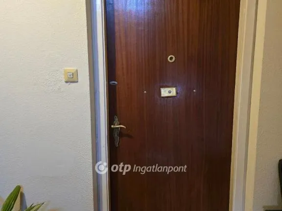 Eladó lakás Pápa 42 nm