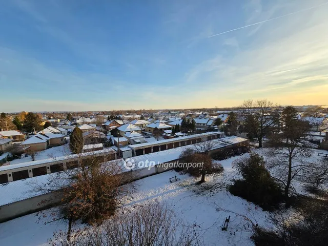 Eladó lakás Pápa 42 nm