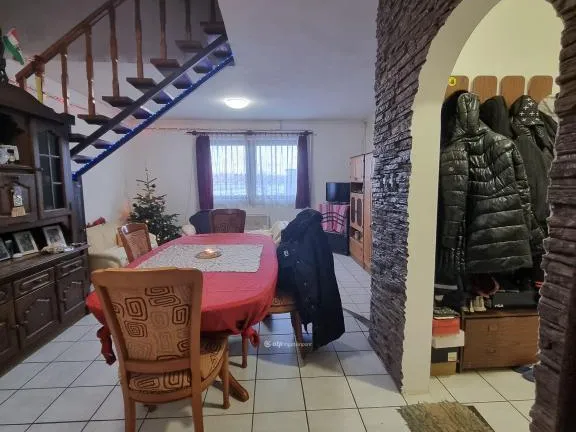 Eladó ház Pápa 154 nm