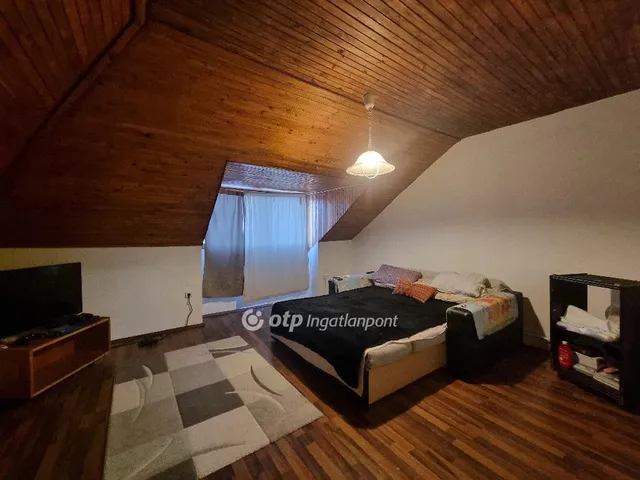 Eladó ház Pápa 154 nm