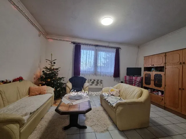 Eladó ház Pápa 154 nm