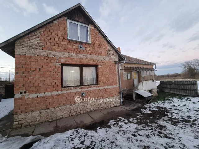 Eladó ház Pápa 154 nm