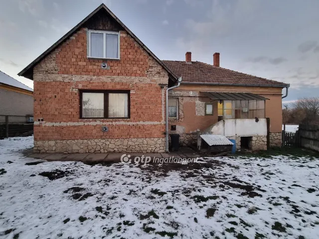 Eladó ház Pápa 154 nm