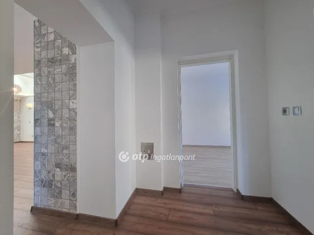 Eladó ház Pápa 185 nm