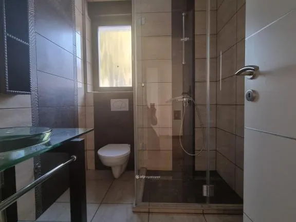 Eladó ház Pápa 185 nm