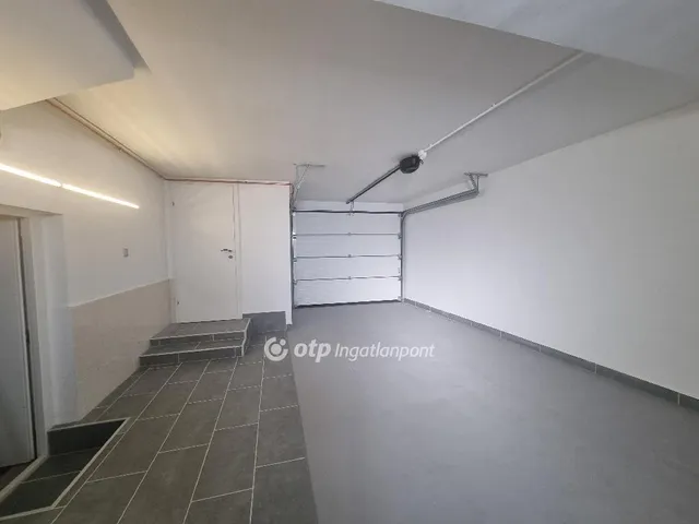 Eladó ház Pápa 185 nm