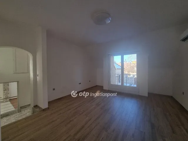 Eladó ház Pápa 185 nm