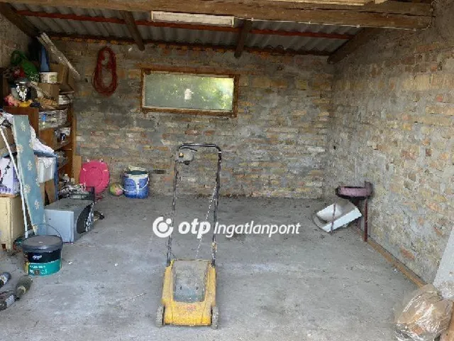 Eladó ház Mezőlak 96 nm