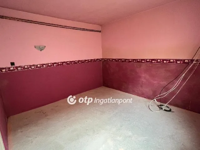 Eladó ház Mezőlak 96 nm