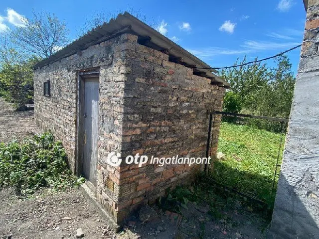 Eladó ház Mezőlak 96 nm