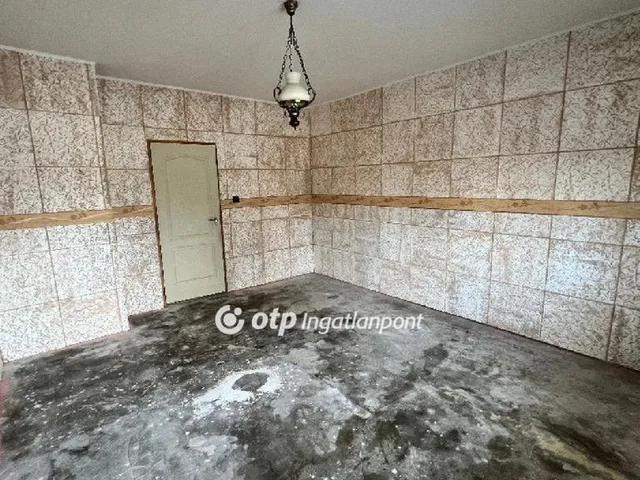 Eladó ház Mezőlak 96 nm