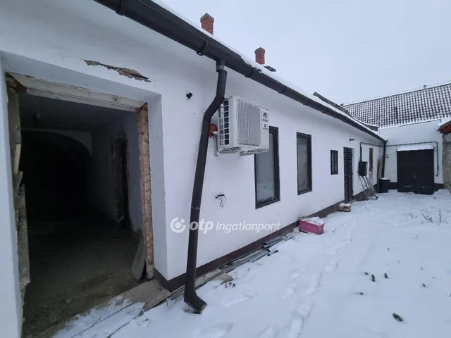 Eladó ház Pápa 77 nm