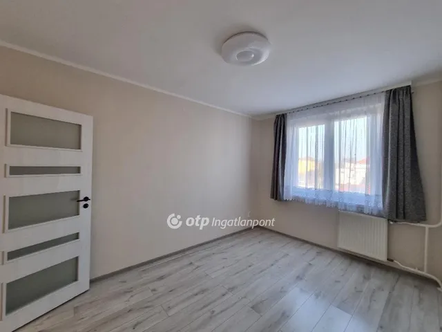 Eladó lakás Pápa 53 nm