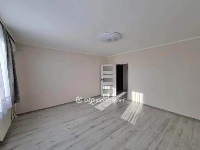 Eladó lakás Pápa 53 nm