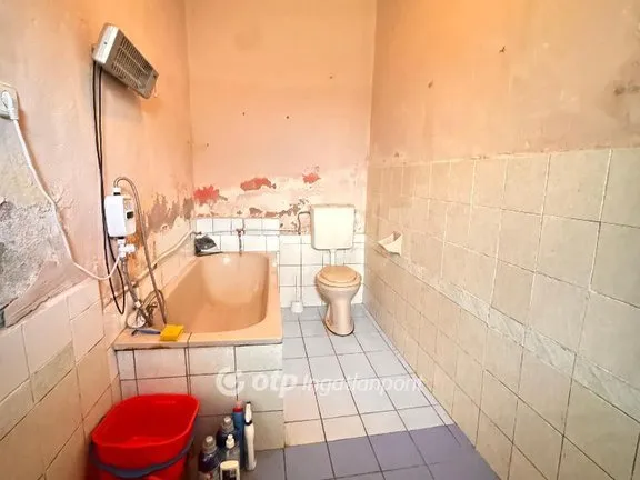 Eladó ház Mezőlak 75 nm