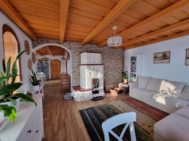 Eladó ház Bakonyjákó 148 nm