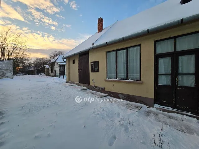 Eladó ház Vaszar 67 nm