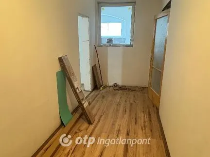 Eladó lakás Pápa 70 nm