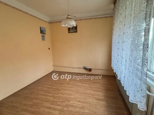 Eladó ház Mezőlak 120 nm