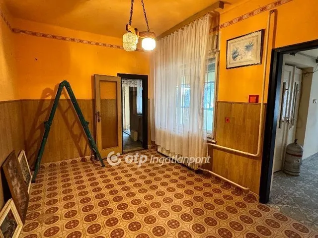 Eladó ház Mezőlak 120 nm