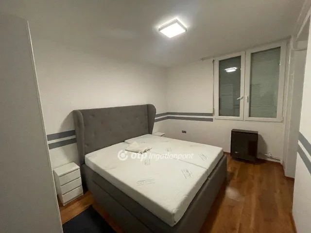 Eladó lakás Pápa, Vajda Péter-lakótelep 54 nm