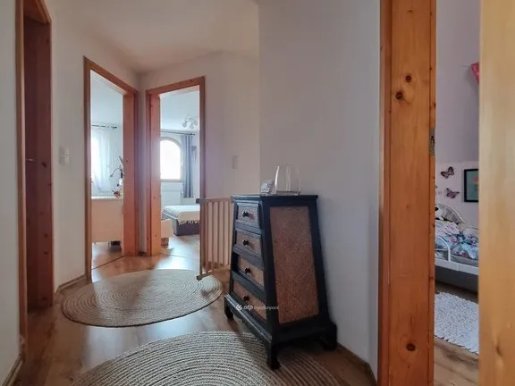 Eladó ház Bakonyjákó 148 nm