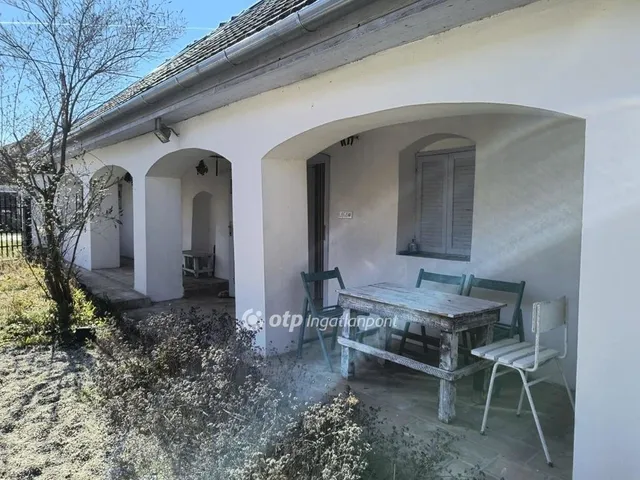 Eladó ház Pápasalamon 130 nm