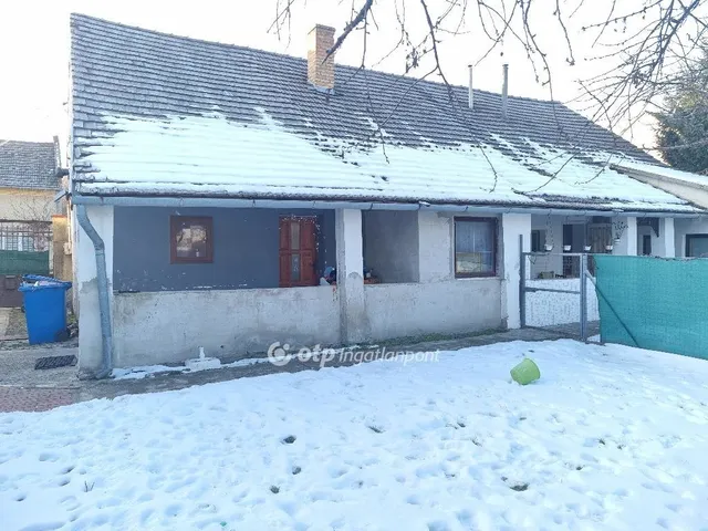 Eladó ház Pápa 74 nm