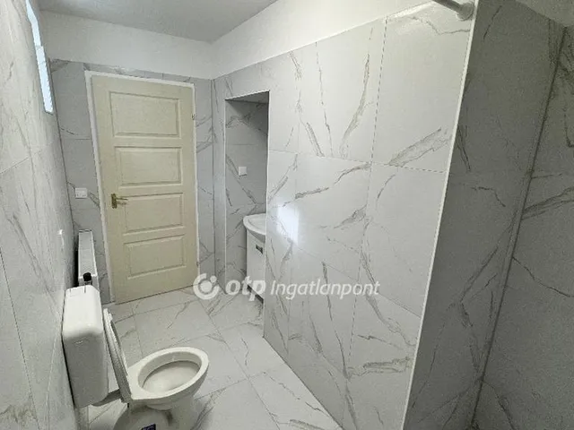 Eladó lakás Pápa 75 nm