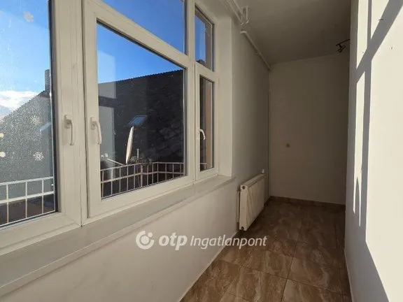 Eladó lakás Pápa 112 nm