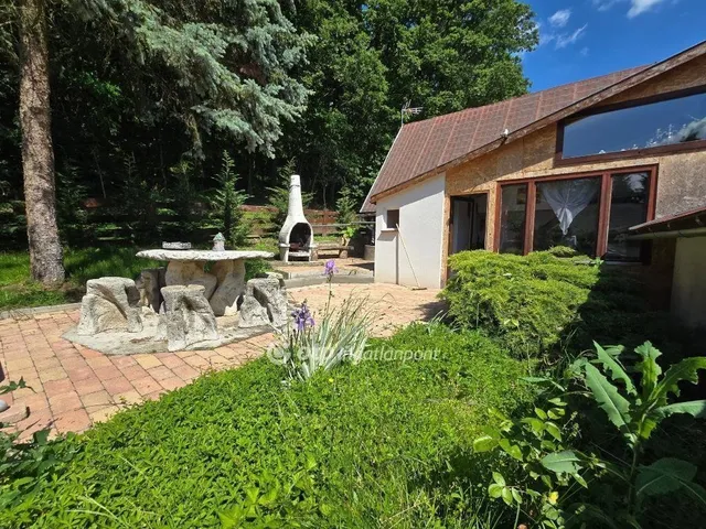 Eladó üdülő és hétvégi ház Döbrönte 125 nm