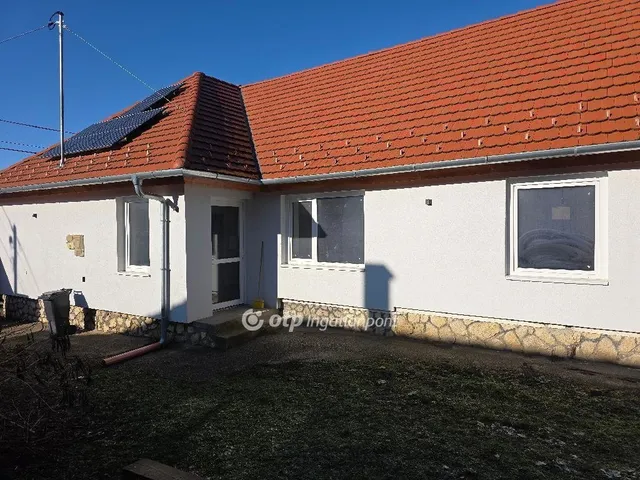 Eladó ház Döbrönte 89 nm