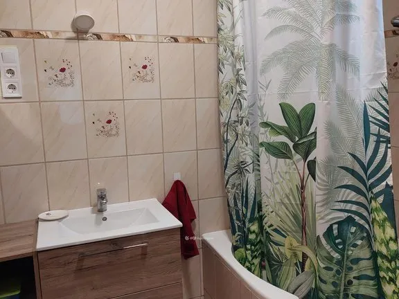 Eladó ház Bakonyszentlászló 125 nm