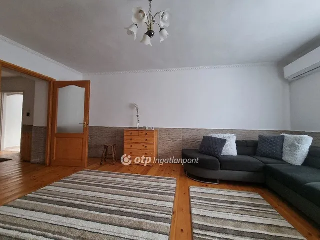 Eladó ház Nagytevel 75 nm