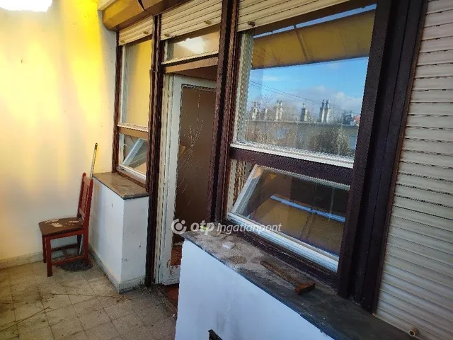 Eladó lakás Pápa, Vajda Péter-lakótelep 44 nm