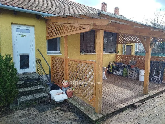 Eladó ház Pápa 84 nm