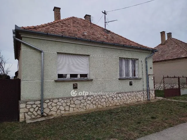 Eladó ház Vanyola 93 nm