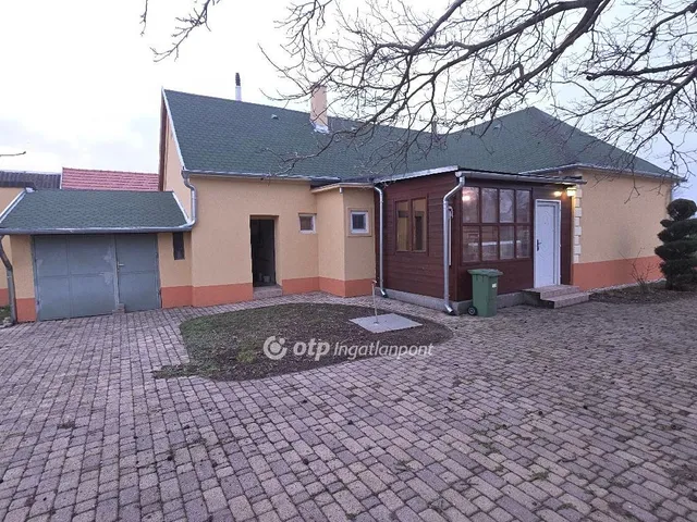 Eladó ház Nemeskocs 92 nm