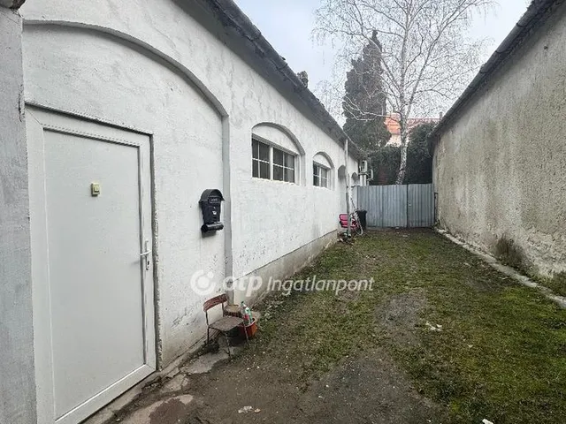 Eladó lakás Pápa 70 nm