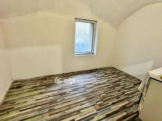 Eladó lakás Pápa 70 nm