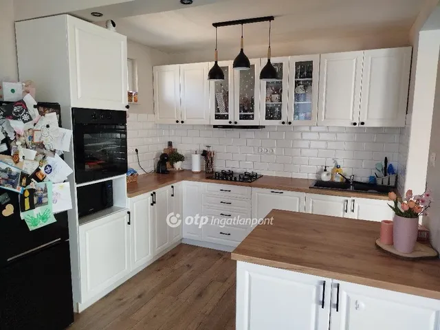 Eladó ház Nagyalásony 120 nm